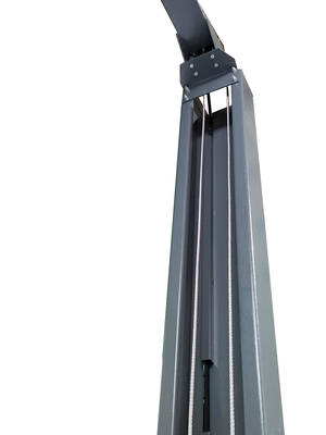 Capacità di sollevamento di 4000 kg.