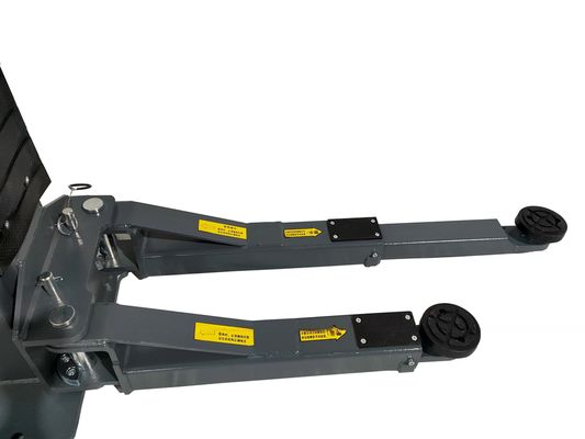 Capacità di sollevamento di 4000 kg Doppio cilindro Sollevamento idraulico 2 post sollevamento automatico Pavimento pulito