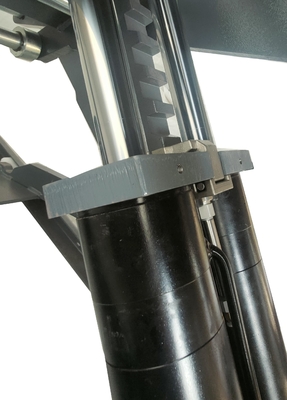 Richiesta del cliente Elevatore elettrico per auto Elevatore a forbice con alimentazione 110/220/230/380/400V