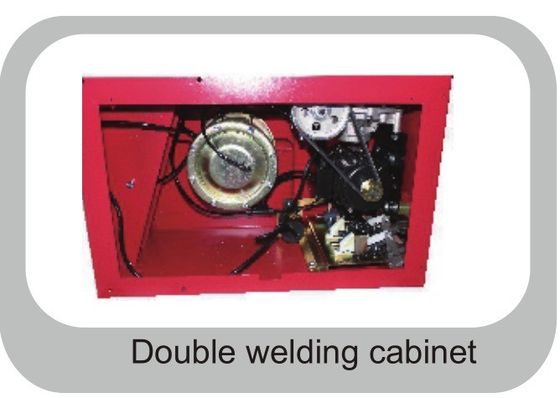 Cambio di pneumatici per auto professionale da 12 a 24 pollici utilizzato nel centro di manutenzione auto per il lavoro con pneumatici