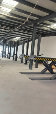 Capacità di sollevamento di 4000 kg Due macchine di sollevamento di auto per la riparazione di automobili professionali